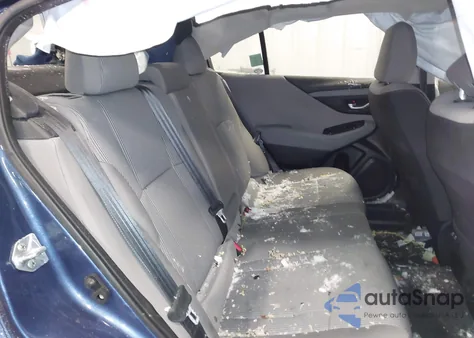 2021 Subaru Legacy Premium z USA, uszkodzony, nr VIN 4S3BWAD64M3014287